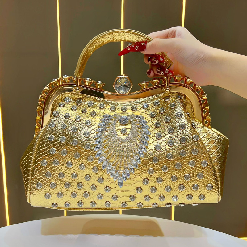 Interior Design High End - 2025 high end grandes strass alça